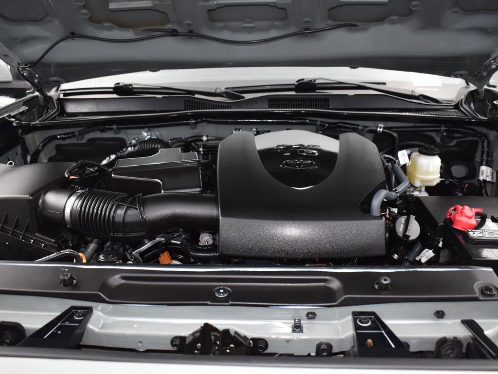 Used 2023 Toyota Tacoma TRD Sport w/ Technology Package image 19