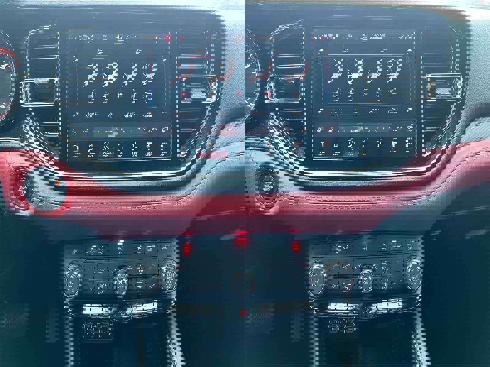 Used 2021 Dodge Durango R/T w/ Blacktop Package image 26