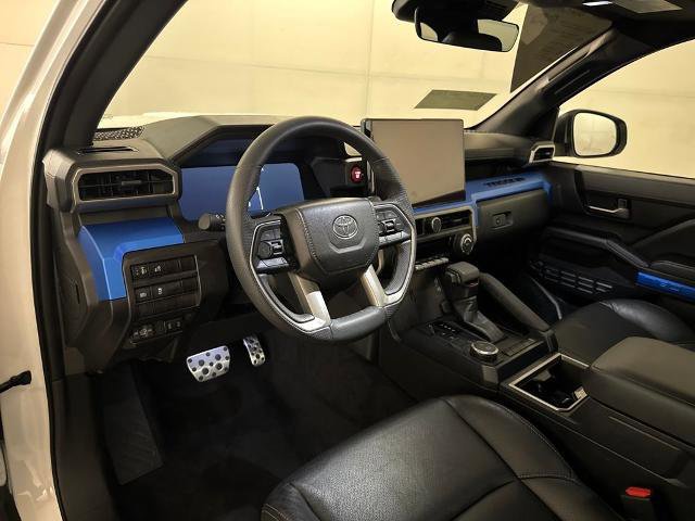 Used 2025 Toyota Tacoma TRD Sport image 9