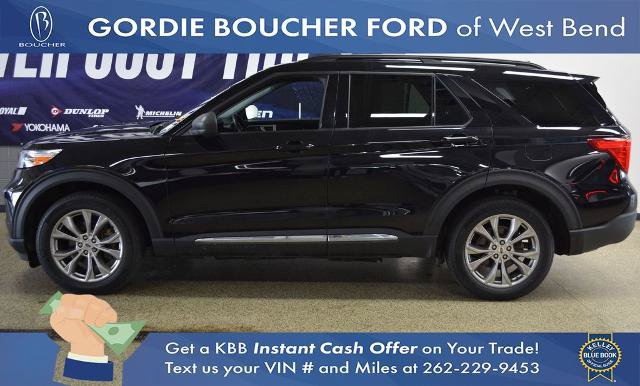 Certified 2023 Ford Explorer XLT w/ Equipment Group 202A AWD/4WD image 2