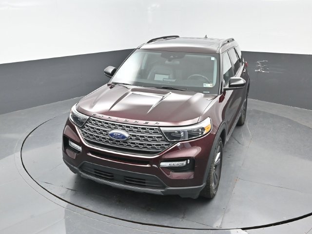 Certified 2022 Ford Explorer XLT w/ Equipment Group 202A AWD/4WD image 23