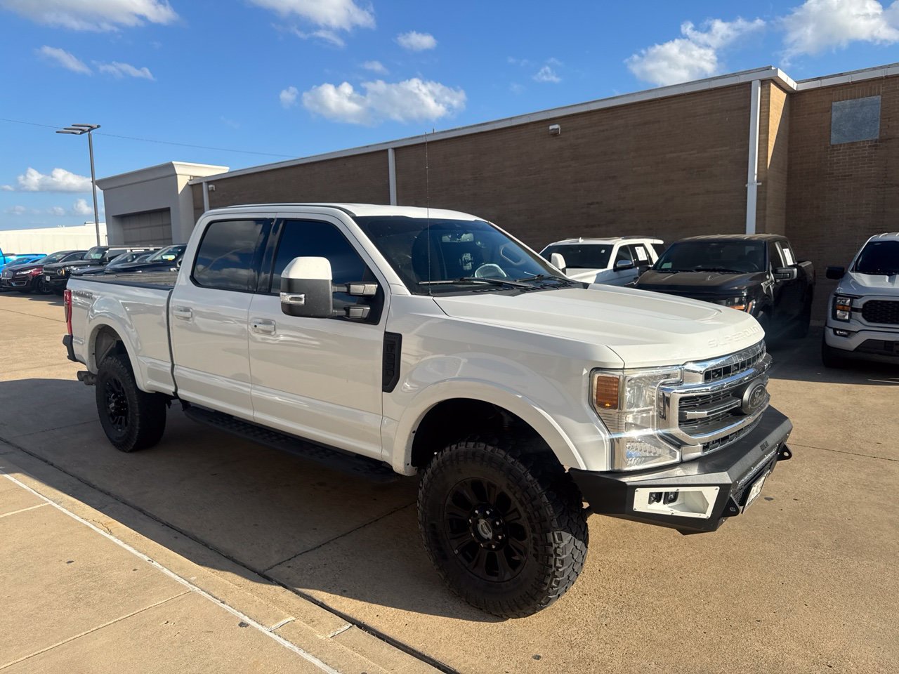 Certified 2020 Ford F250 Lariat w/ Tremor Off-Road Package AWD/4WD image 3
