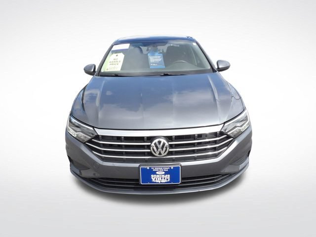 Used 2021 Volkswagen Jetta SE FWD image 2