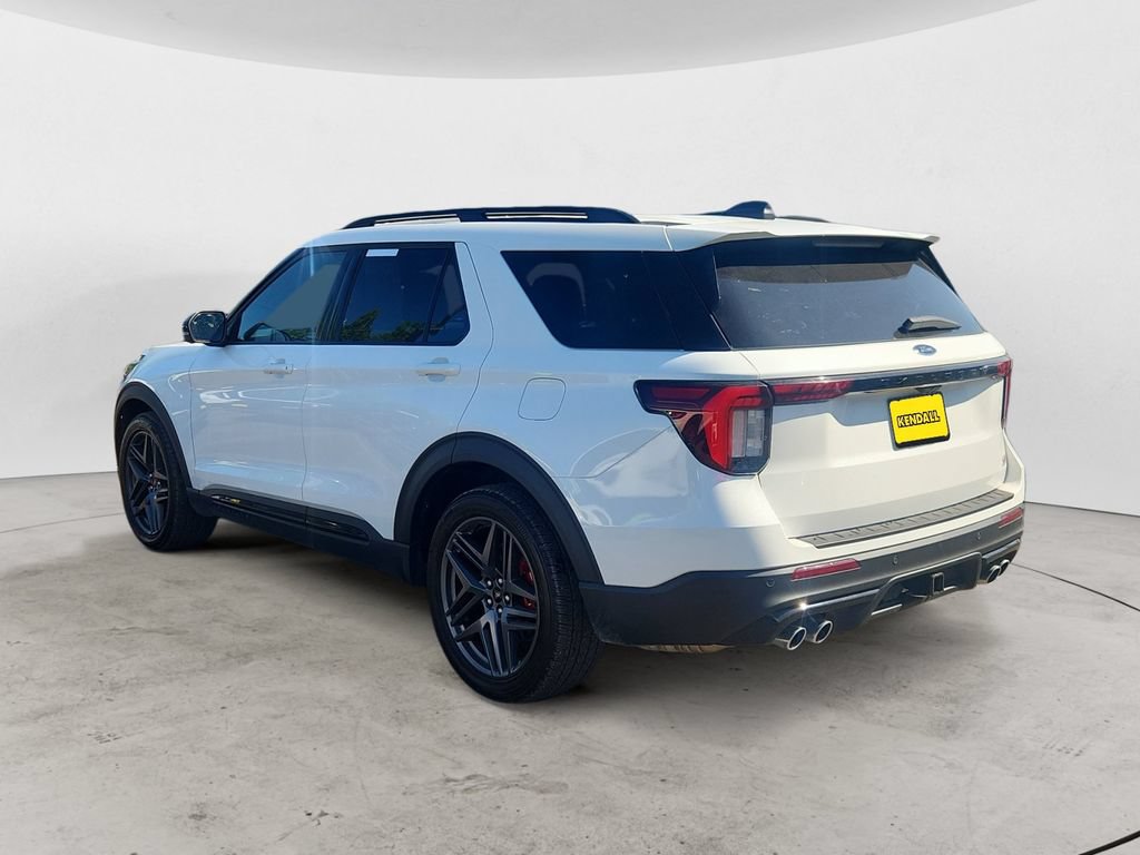 Certified 2025 Ford Explorer ST AWD/4WD image 7