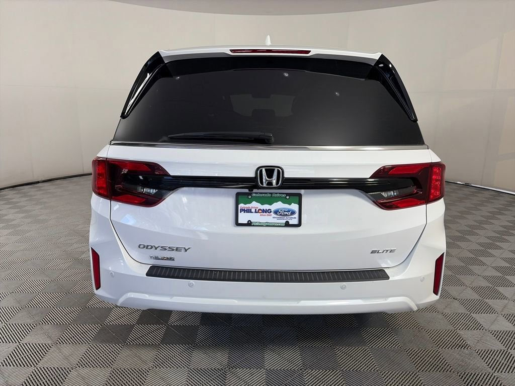 Used 2025 Honda Odyssey Elite image 4