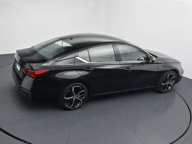 Used 2025 Nissan Altima 2.5 SR FWD image 37