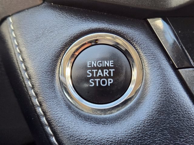 Used 2018 Toyota RAV4 XLE FWD image 20