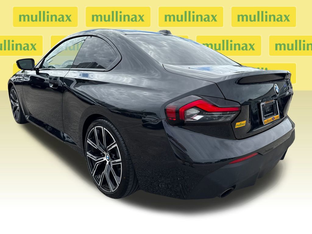 Used 2023 BMW 230i Coupe w/ Convenience Package image 10