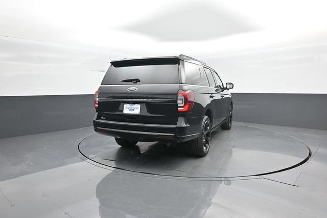 Certified 2023 Ford Expedition Limited AWD/4WD image 7