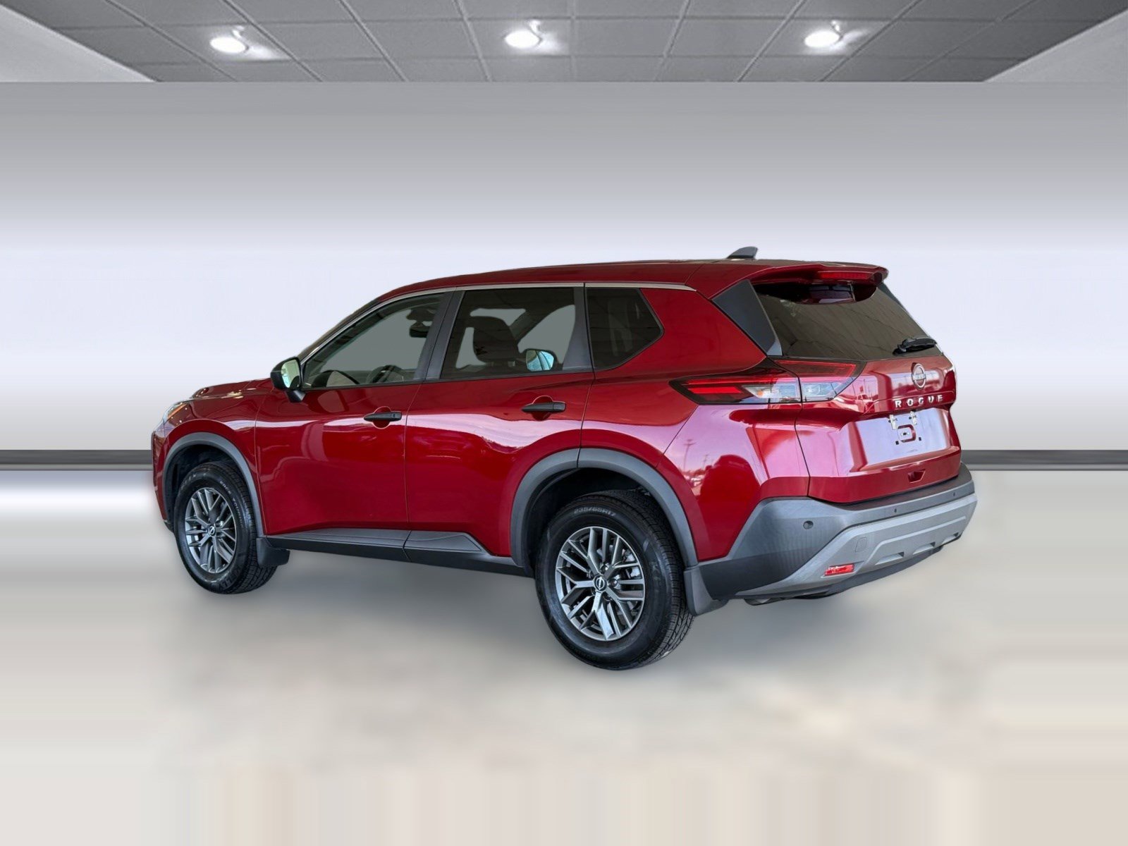 Used 2022 Nissan Rogue S FWD image 3