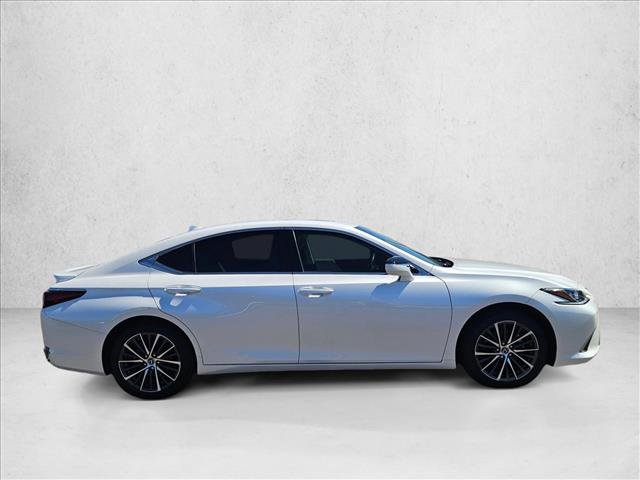 Used 2023 Lexus ES 300h w/ Premium Package FWD image 4