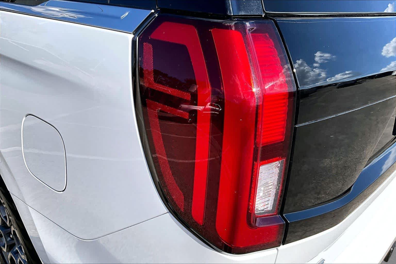 Certified 2025 Ford Expedition Active RWD image 28