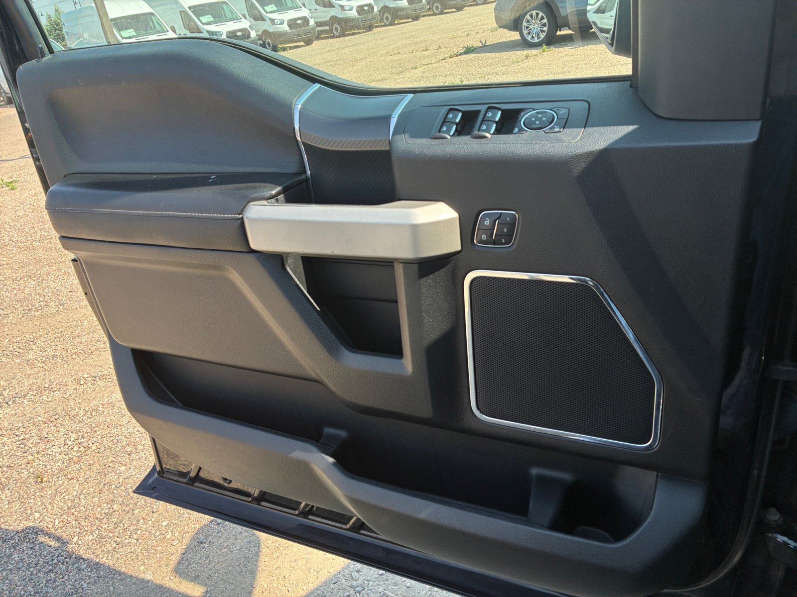Certified 2018 Ford F150 Lariat w/ Equipment Group 502A Luxury AWD/4WD image 13