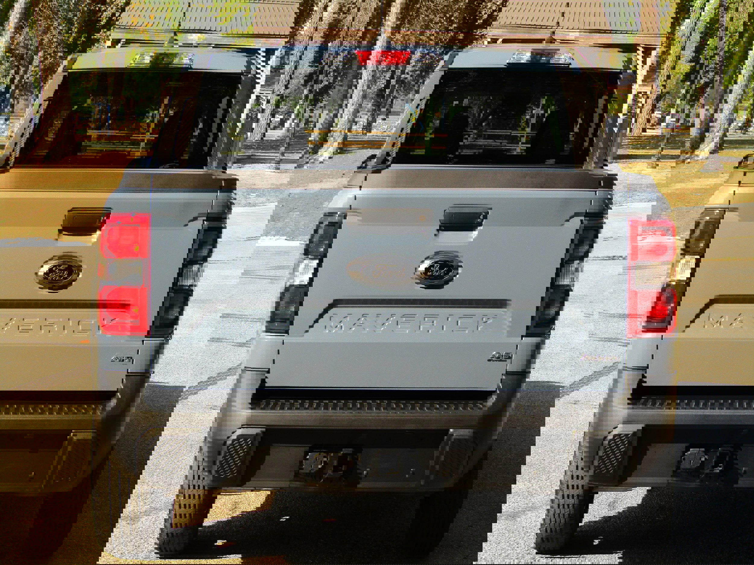 Certified 2024 Ford Maverick XLT w/ XLT Luxury Package image 4