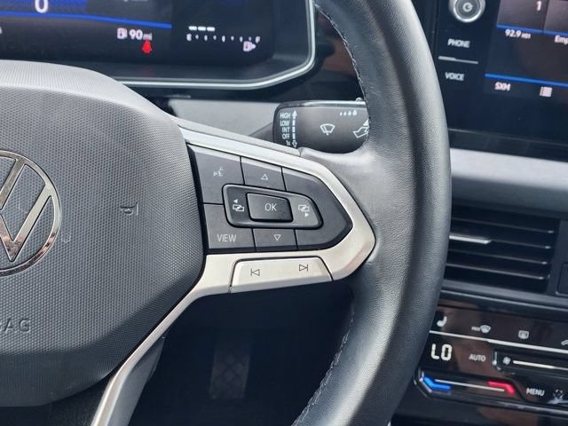 Used 2025 Volkswagen Jetta SE FWD image 29