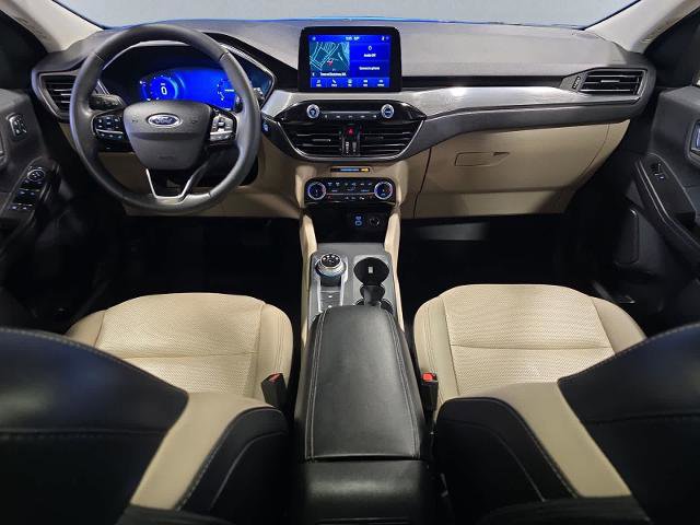 Certified 2022 Ford Escape Titanium w/ Class II Trailer Tow Package AWD/4WD image 5