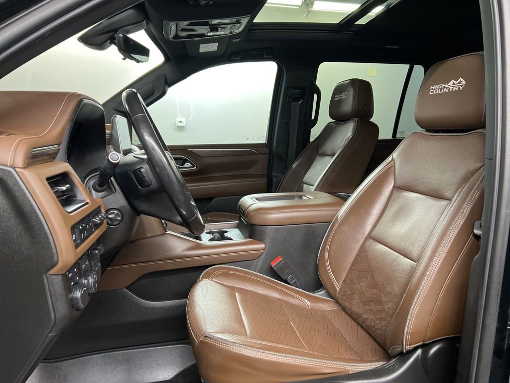 Used 2021 Chevrolet Tahoe High Country w/ Premium Package image 26