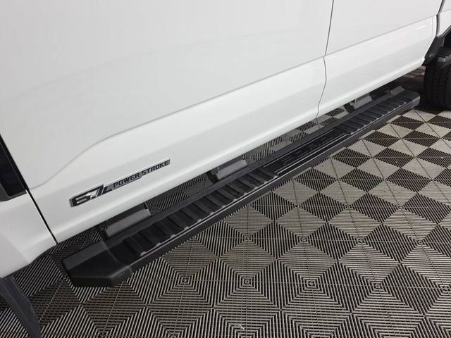 Certified 2025 Ford F350 Lariat w/ Black Appearance Package image 9