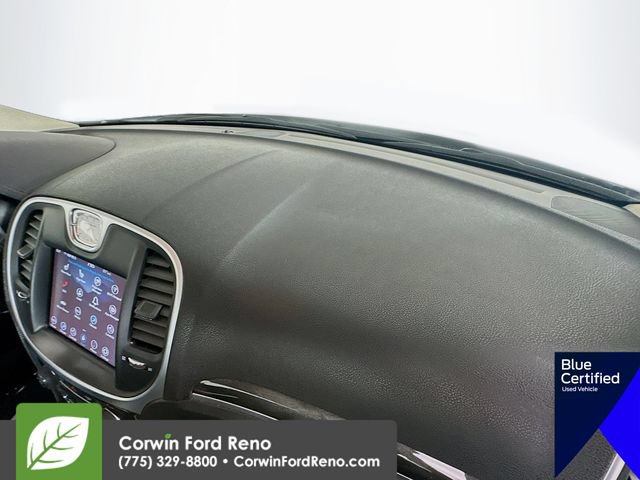Used 2022 Chrysler 300 Touring L AWD/4WD image 30