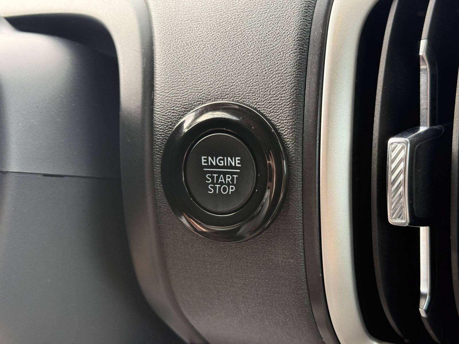 Certified 2025 Ford Expedition Max Active AWD/4WD image 43