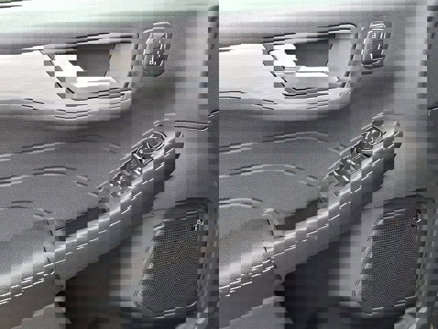 Certified 2023 Ford Escape Platinum w/ Premium Technology Package AWD/4WD image 7