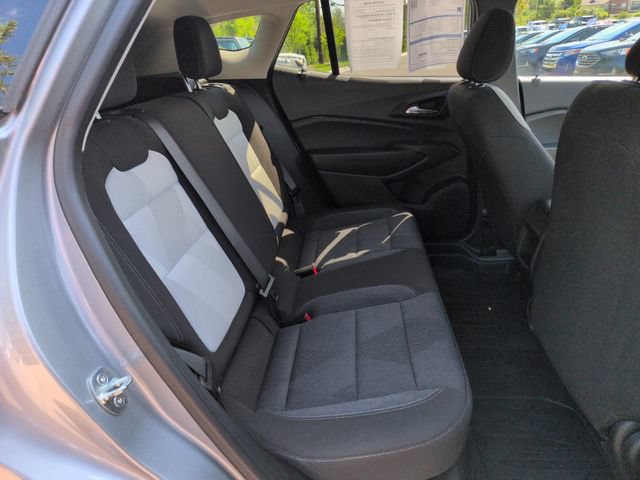 Used 2024 Chevrolet Trax LS w/ Driver Confidence Package FWD image 17