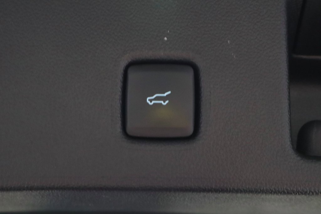 Certified 2024 Ford Escape Platinum image 17