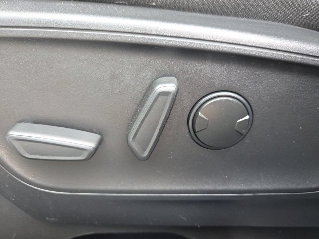 Certified 2023 Ford Escape Active AWD/4WD image 10