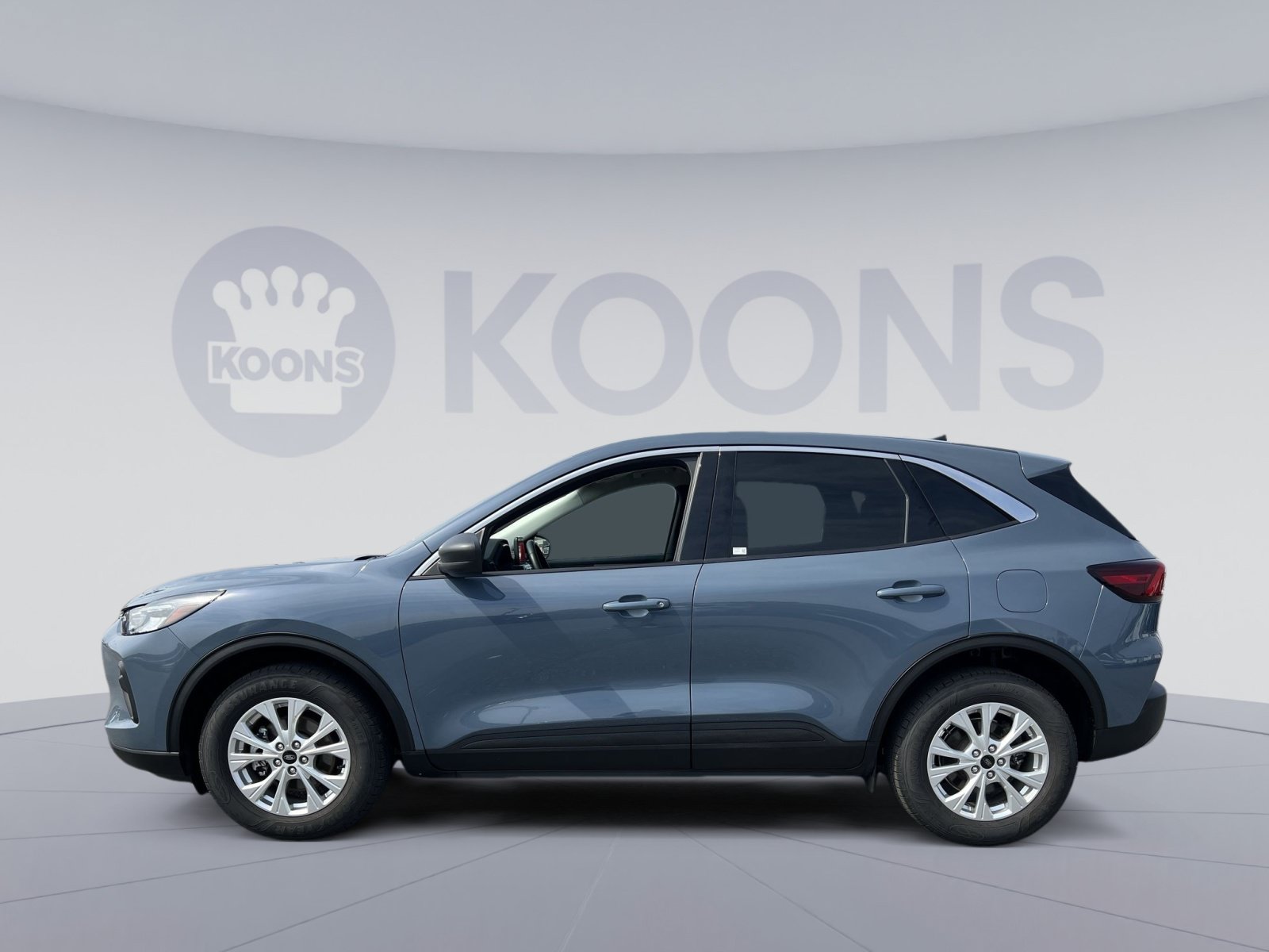 Certified 2023 Ford Escape Active AWD/4WD image 2