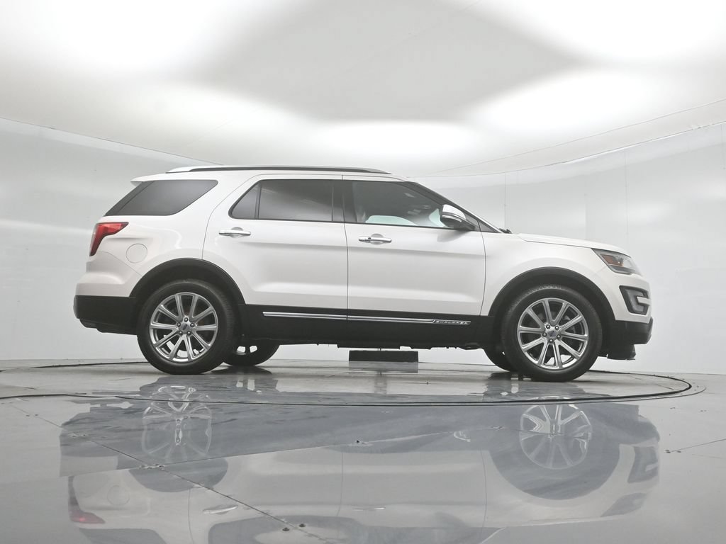 Certified 2017 Ford Explorer Limited FWD image 47