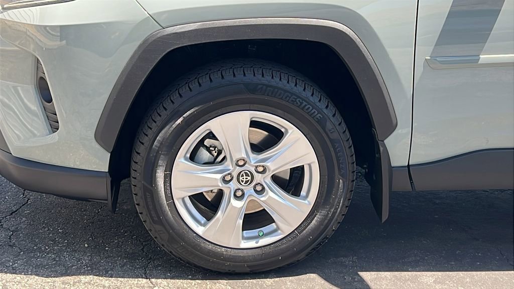 Used 2019 Toyota RAV4 XLE w/ All Weather Liner Package image 8