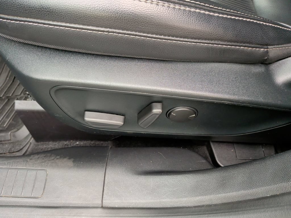 Certified 2020 Ford Escape SEL AWD/4WD image 19