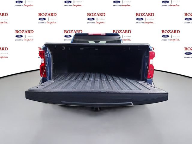 Used 2023 Chevrolet Silverado 1500 LT AWD/4WD image 30