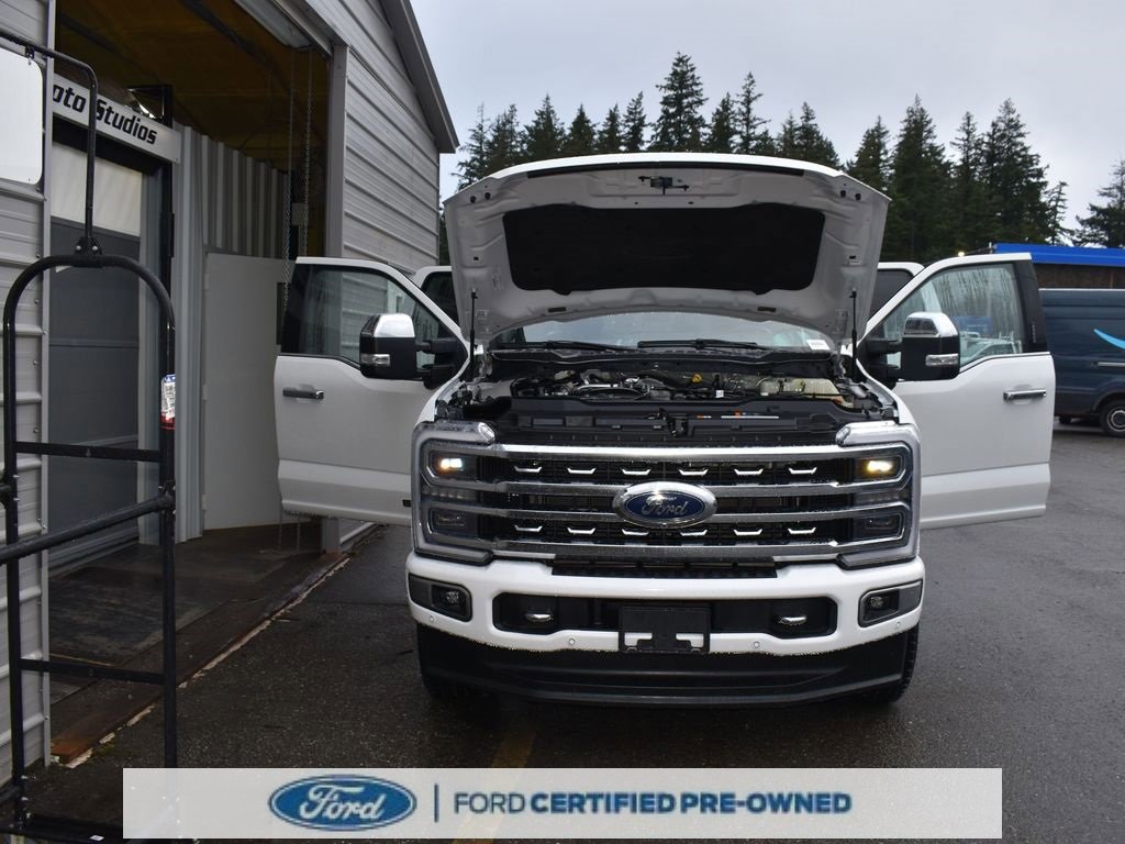 Certified 2024 Ford F350 Platinum image 30
