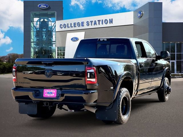 Used 2022 RAM 3500 Limited w/ Night Edition AWD/4WD image 6
