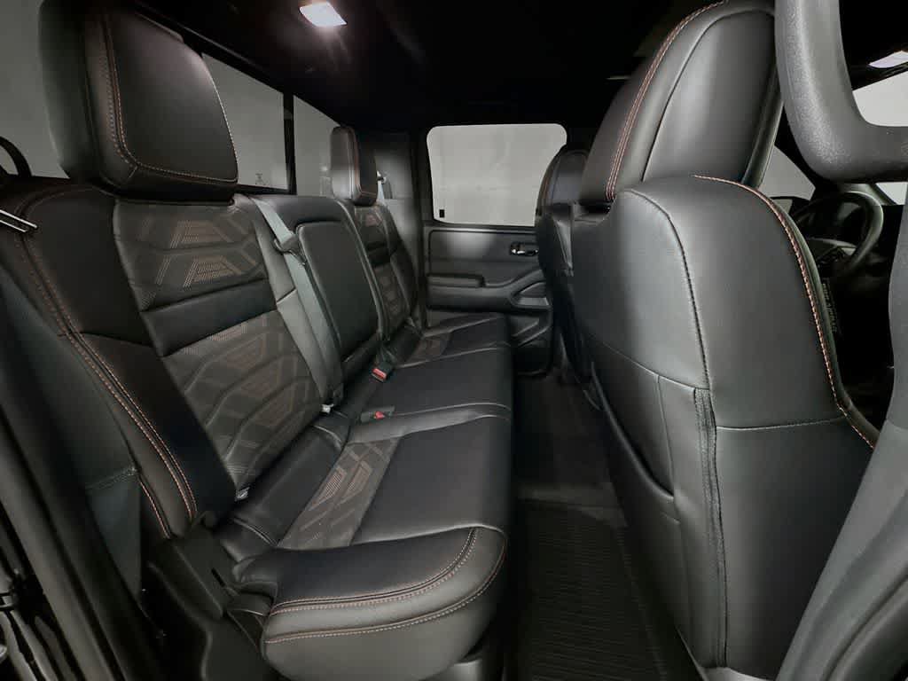Used 2025 Nissan Frontier PRO-4X w/ Pro Premium Package AWD/4WD image 32
