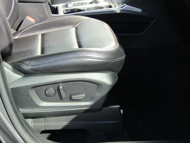 Certified 2020 Ford Explorer XLT w/ Equipment Group 202A image 11