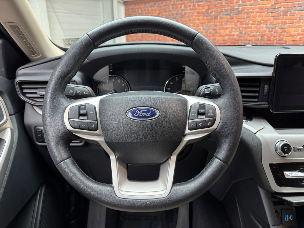 Certified 2023 Ford Explorer XLT AWD/4WD image 14