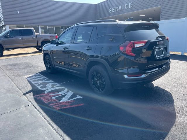 Used 2024 GMC Terrain AT4 w/ Infotainment Package II AWD/4WD image 2