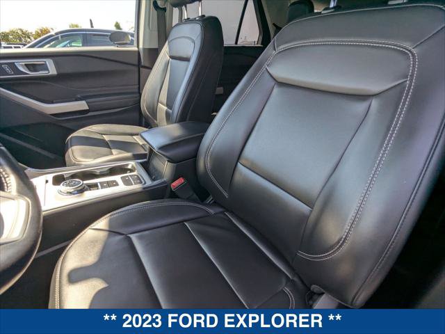 Certified 2023 Ford Explorer XLT w/ Equipment Group 202A RWD image 20
