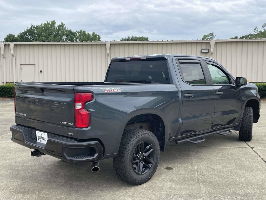 Used 2021 Chevrolet Silverado 1500 Custom Trail Boss AWD/4WD image 3