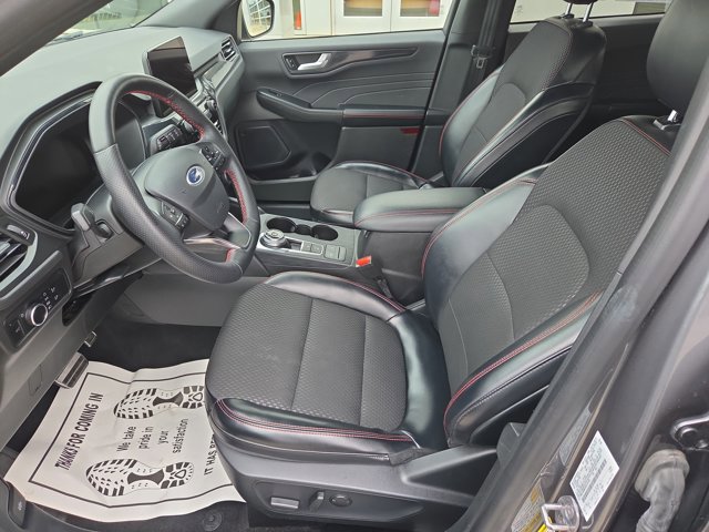 Certified 2024 Ford Escape ST-Line image 12