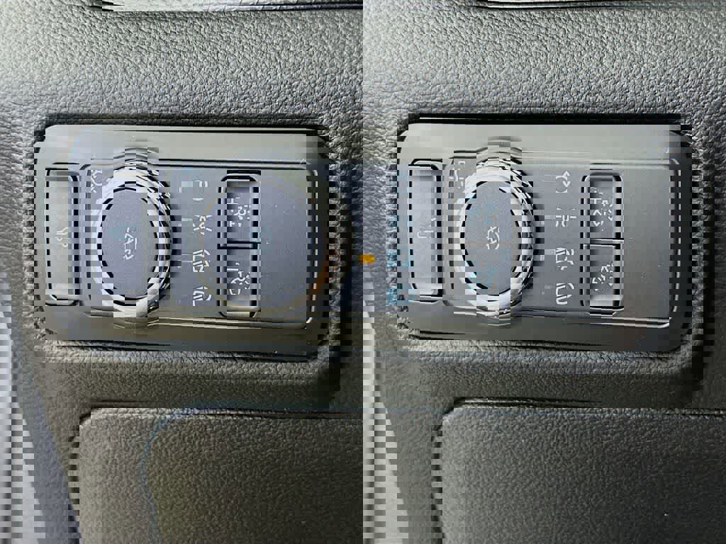 Certified 2022 Ford Explorer ST-Line image 27