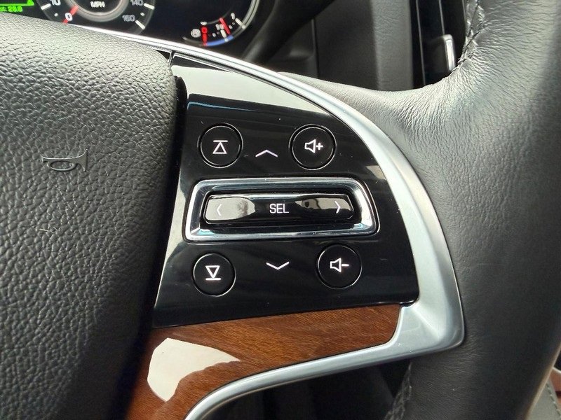 Used 2017 Cadillac Escalade Premium Luxury w/ LPO, Radiant Package image 17