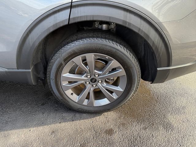 Certified 2022 Ford Explorer XLT w/ Equipment Group 202A image 23