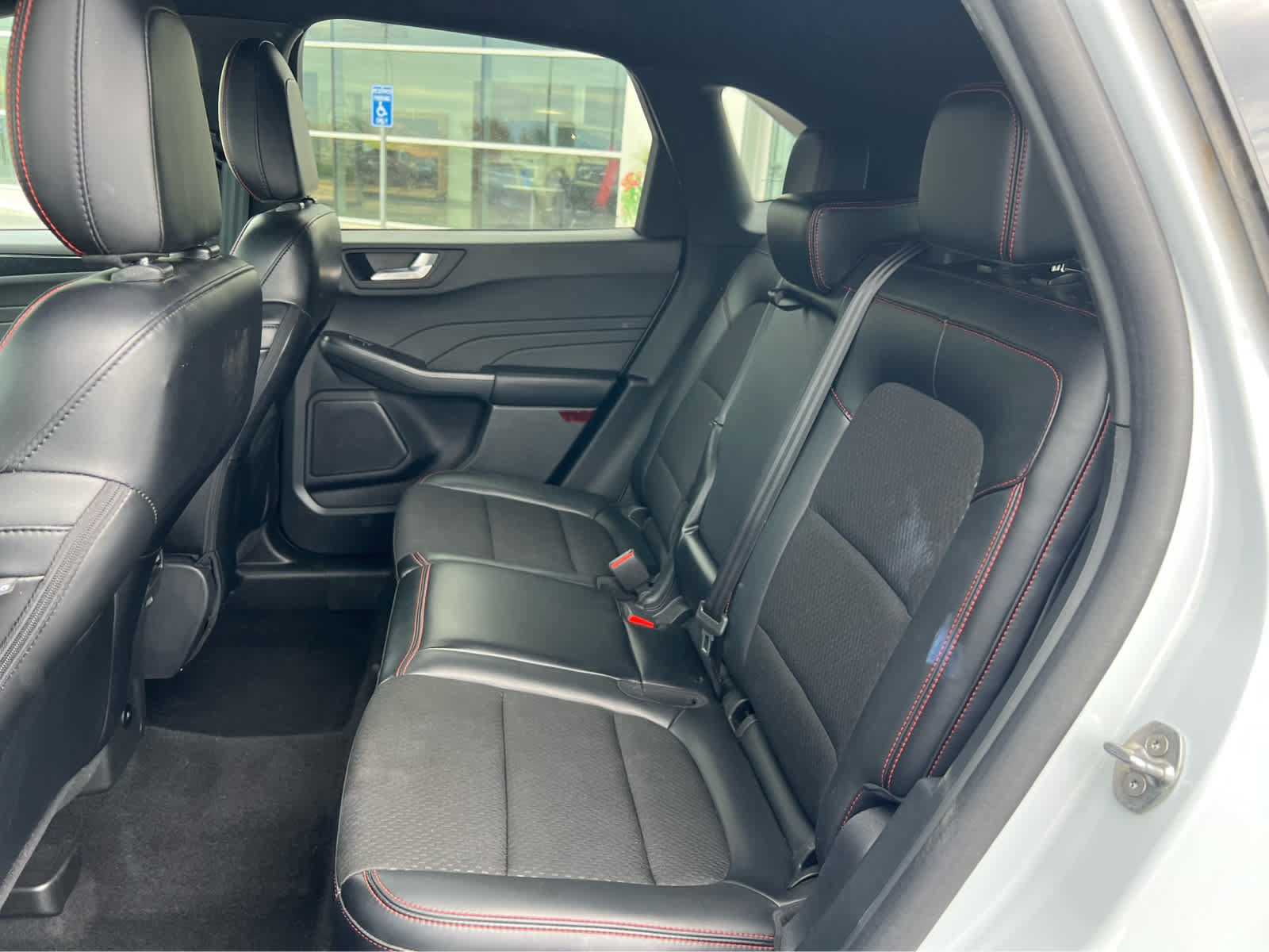 Certified 2025 Ford Escape ST-Line Select AWD/4WD image 26