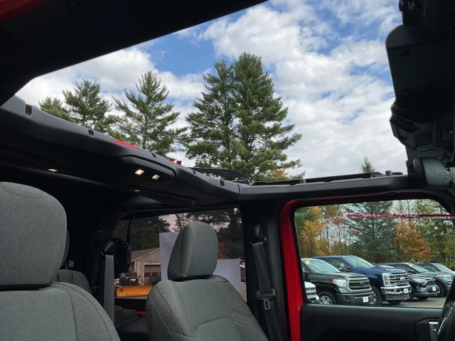 Used 2024 Jeep Wrangler Sport AWD/4WD image 27