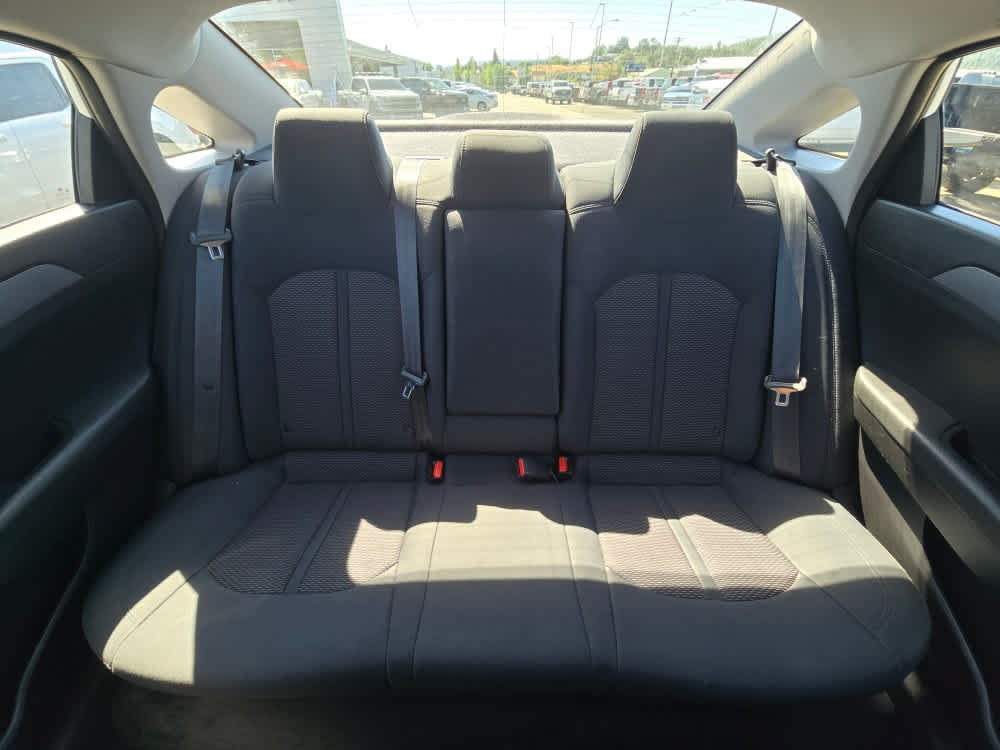 Used 2018 Hyundai Sonata SE FWD image 17