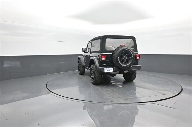 Used 2022 Jeep Wrangler Willys image 5