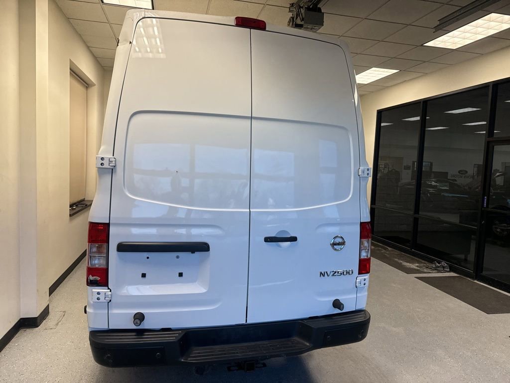 Used 2021 Nissan NV 2500 SV w/ Navigation Package image 6
